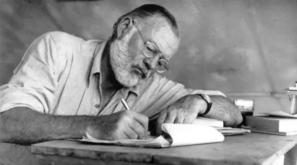 how to write a novel like "For Whom the Bell Tolls"?